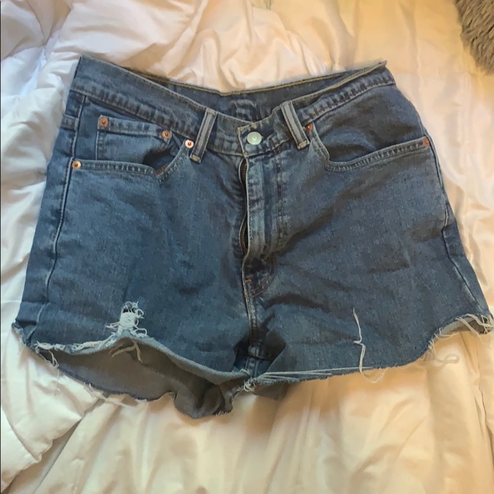levi shorts